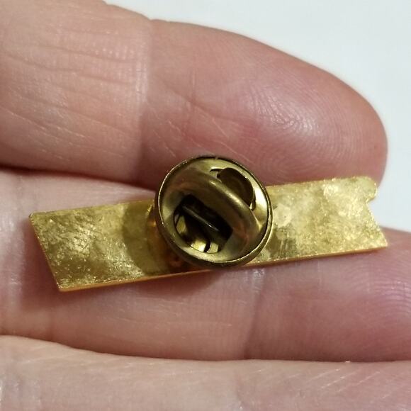 Vintage Nascar Logo Pin - Picture 4 of 4